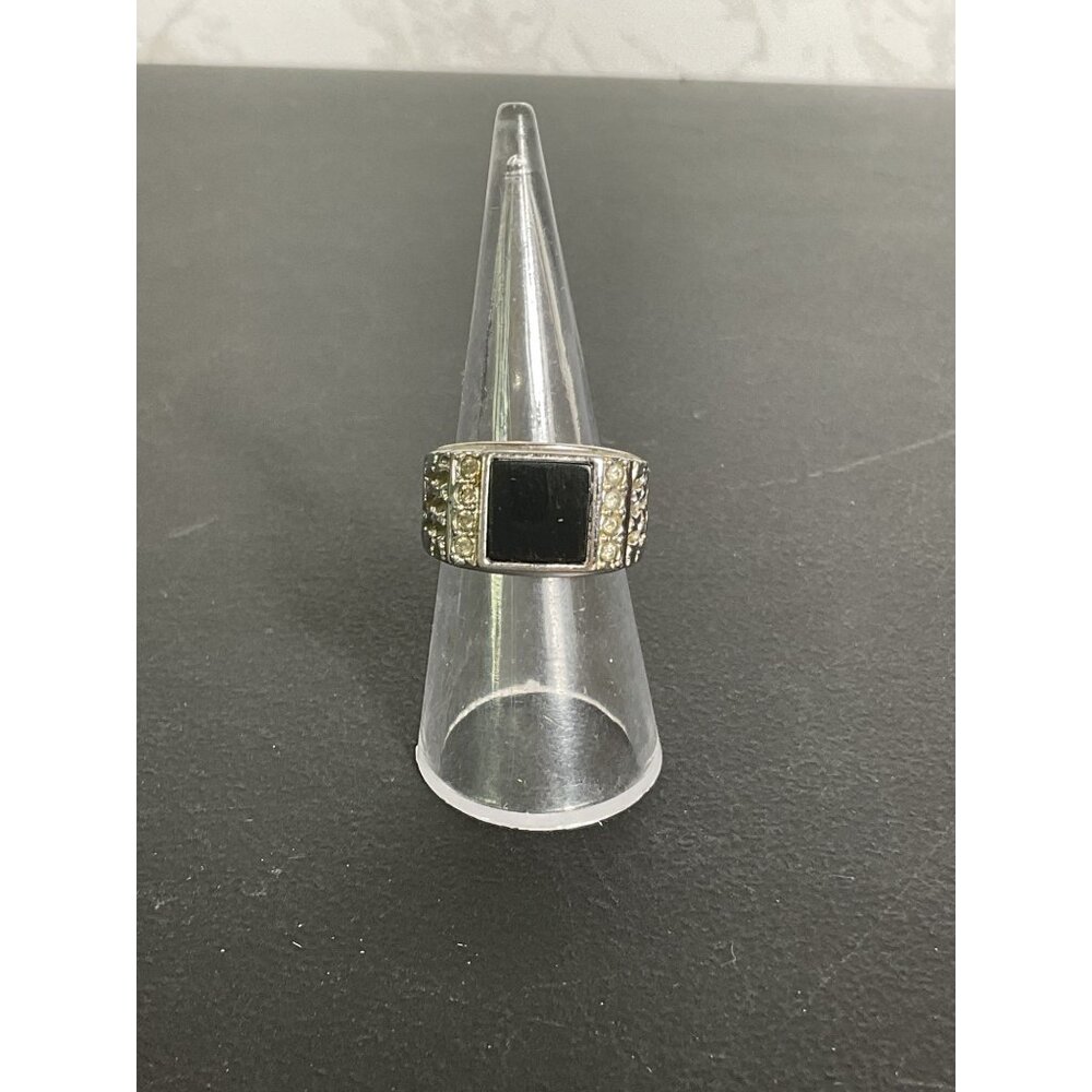 Vintage Silver Ring With Black Stone & Ornate Design